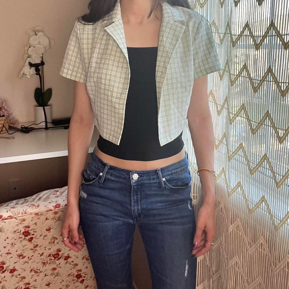 Green White Plaid Button Down Cropped Shirt